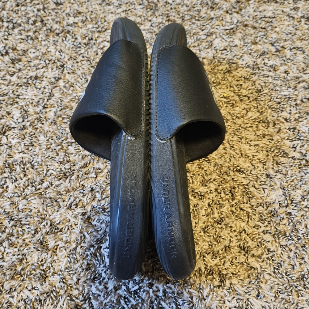 Sandals - Picture 6 of 7